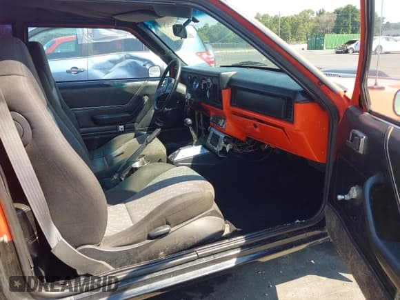 ✅ 1985 Ford Mustang • VIN: 1FABP26A2FF154883 • Lot: 43152839. Listed on IAAI with Not provided. Free auction sales archive from the USA and detailed vehicle history report at DreamBid. Image 5.