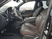 ✅ 2016 Mercedes-Benz GLE 63 S AMG • VIN: 4JGDA7FB0GA652696 • Lot: 41618574. Wystawiony na Copart z przebiegiem 72 711 mil. Bezpłatny archiwum sprzedaży aukcyjnych z USA i szczegółowy raport historii pojazdu na DreamBid. Zdjęcie 7.