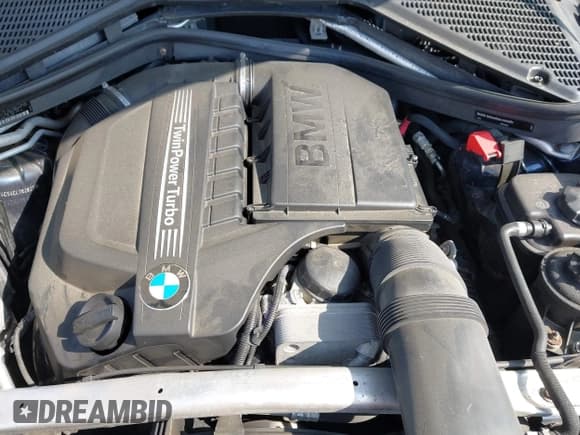 ✅ 2012 BMW X5 35i • VIN: 5UXZV4C54CL762823 • Lot: 43177741. Listed on IAAI with 113,305 mi. Free auction sales archive from the USA and detailed vehicle history report at DreamBid. Image 6.