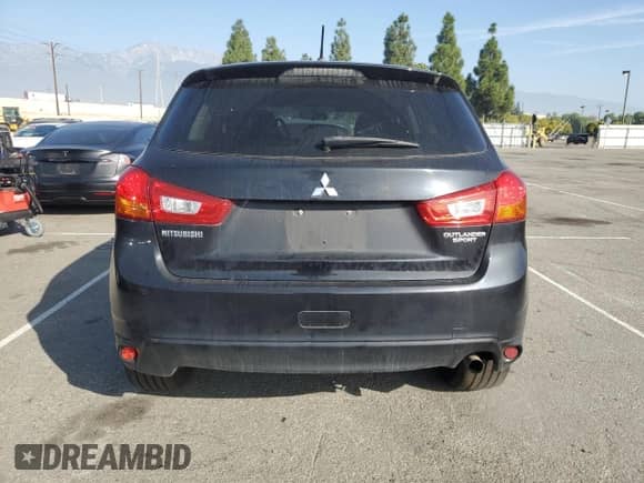 2013 Mitsubishi Outlander ES с VIN 4A4AP3AU2DE022909, выставлен на аукционе Copart как лот 87046455 с пробегом 180 469 миль миль и Чистый • Clean title. История ставок и продаж доступна на DreamBid. Изображение 6.