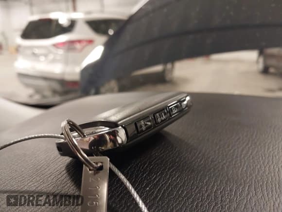 ✅ 2025 Mazda CX-5 S Preferred • VIN: JM3KFBCL2S0542039 • Lot: 43399815. Listed on IAAI with 4,327 mi. Free auction sales archive from the USA and detailed vehicle history report at DreamBid. Image 11.