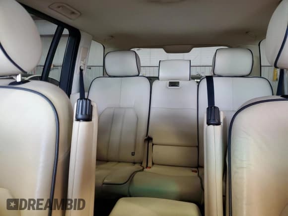 ✅ 2006 Land Rover Range Rover HSE • VIN: SALME15466A215429 • Лот: 81655855. Опубликован ранее на Copart с пробегом Не указан. Бесплатный доступ к архиву аукционных продаж из США и подробный отчёт об истории автомобиля на DreamBid. Изображение 10.