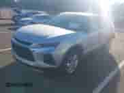 2021 Chevrolet Blazer LT z VIN 3GNKBCR4XMS566635, wystawiony jako IAAI lot #43414254 z przebiegiem 14 411 mil mil oraz . Historia ofert i sprzedaży dostępna na DreamBid. Obrazek 2.