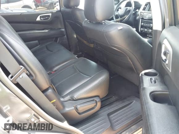 ✅ 2014 Nissan Pathfinder SV • VIN: 5N1AR2MM7EC710811 • Lot: 42142870. Listed on IAAI with 158,803 mi. Free auction sales archive from the USA and detailed vehicle history report at DreamBid. Image 8.