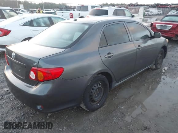 ✅ 2010 Toyota Corolla LE • VIN: 2T1BU4EE2AC510222 • Лот: 43393818. Опубликован ранее на IAAI с пробегом 189 027 миль. Бесплатный доступ к архиву аукционных продаж из США и подробный отчёт об истории автомобиля на DreamBid. Изображение 4.