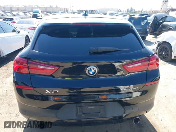 ✅ 2018 BMW X2 sDrive28i • VIN: WBXYJ3C3XJEJ82546 • Lot: 43635090. Wystawiony na IAAI z przebiegiem 54 486 mil. Bezpłatny archiwum sprzedaży aukcyjnych z USA i szczegółowy raport historii pojazdu na DreamBid. Zdjęcie 16.