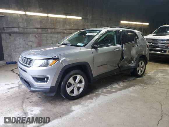 ✅ 2019 Jeep Compass Latitude • VIN: 3C4NJDBB9KT601535 • Lot: 58343345. Wystawiony na Copart z przebiegiem 50 346 mil. Bezpłatny archiwum sprzedaży aukcyjnych z USA i szczegółowy raport historii pojazdu na DreamBid. Zdjęcie 1.