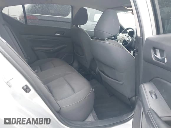 ✅ 2020 Nissan Altima S • VIN: 1N4BL4BV0LC133897 • Lot: 43758487. Listed on IAAI with 141,280 mi. Free auction sales archive from the USA and detailed vehicle history report at DreamBid. Image 8.