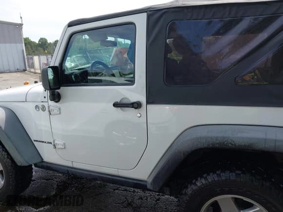 ✅ 2012 Jeep Wrangler Rubicon • VIN: 1C4BJWCG5CL151534 • Lot: 42284797. Listed on IAAI with 114,719 mi. Free auction sales archive from the USA and detailed vehicle history report at DreamBid. Image 14.