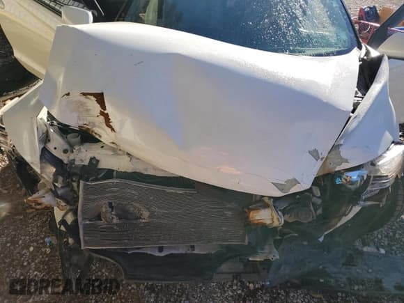 ✅ 2011 Honda CR-Z • VIN: JHMZF1C46BS009835 • Lot: 84601314. Wystawiony na Copart z przebiegiem Nie podano. Bezpłatny archiwum sprzedaży aukcyjnych z USA i szczegółowy raport historii pojazdu na DreamBid. Zdjęcie 11.