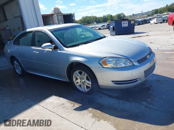 ✅ 2015 Chevrolet Impala LT • VIN: 2G1WB5E39F1135066 • Лот: 43433521. Опубликован ранее на IAAI с пробегом 170 763 миль. Бесплатный доступ к архиву аукционных продаж из США и подробный отчёт об истории автомобиля на DreamBid. Изображение 1.