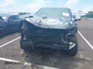 ✅ 2022 Chevrolet Suburban Premier • VIN: 1GNSKFKD9NR183852 • Lot: 42583343. Wystawiony na IAAI z przebiegiem 74 421 mil. Bezpłatny archiwum sprzedaży aukcyjnych z USA i szczegółowy raport historii pojazdu na DreamBid. Zdjęcie 12.