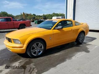 ✅ 2007 Ford Mustang Deluxe • VIN: 1ZVHT80N775366844 • Lot: 80307065. Listed on Copart with 176,188 mi. Free auction sales archive from the USA and detailed vehicle history report at DreamBid. Image 1.