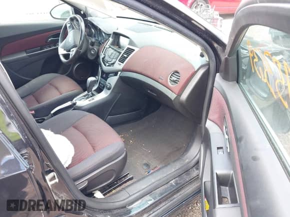 2014 Chevrolet Cruze 1LT с VIN 1G1PC5SB0E7320296, выставлен на аукционе IAAI как лот 42953639 с пробегом 170 461 миль миль и . История ставок и продаж доступна на DreamBid. Изображение 5.