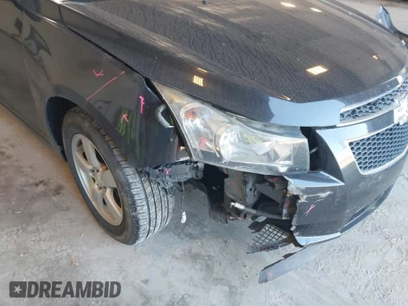 ✅ 2014 Chevrolet Cruze 1LT • VIN: 1G1PC5SB9E7478247 • Lot: 43362180. Listed on IAAI with 83,024 mi. Free auction sales archive from the USA and detailed vehicle history report at DreamBid. Image 6.