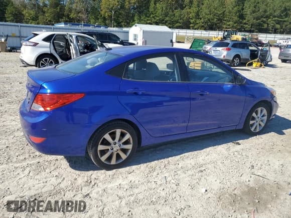 ✅ 2014 Hyundai Accent GLS • VIN: KMHCU4AE2EU736534 • Lot: 90011345. Wystawiony na Copart z przebiegiem 176 503 mil. Bezpłatny archiwum sprzedaży aukcyjnych z USA i szczegółowy raport historii pojazdu na DreamBid. Zdjęcie 3.