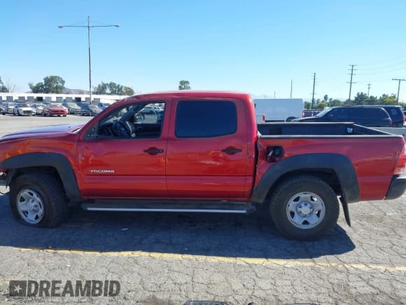 ✅ 2007 Toyota Tacoma PreRunner • VIN: 3TMJU62N97M032585 • Lot: 43165898. Wystawiony na IAAI z przebiegiem 178 599 mil. Bezpłatny archiwum sprzedaży aukcyjnych z USA i szczegółowy raport historii pojazdu na DreamBid. Zdjęcie 14.