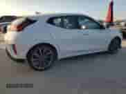 2019 Hyundai Veloster 2.0 z VIN KMHTG6AF6KU010652, wystawiony jako Copart lot #86718334 z przebiegiem 62 716 mil mil oraz Szkoda całkowita • Salvage title. Historia ofert i sprzedaży dostępna na DreamBid. Obrazek 3.