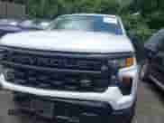 2022 Chevrolet Silverado 1500 Work Truck z VIN 1GCPDAEK8NZ537981, wystawiony jako IAAI lot #42692821 z przebiegiem 79 316 mil mil oraz . Historia ofert i sprzedaży dostępna na DreamBid. Obrazek 11.