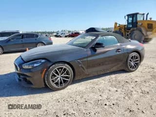 ✅ 2022 BMW Z4 sDrive30i • VIN: WBAHF3C03NWX39721 • Lot: 84457535. Listed on Copart with 37,587 mi. Free auction sales archive from the USA and detailed vehicle history report at DreamBid. Image 1.