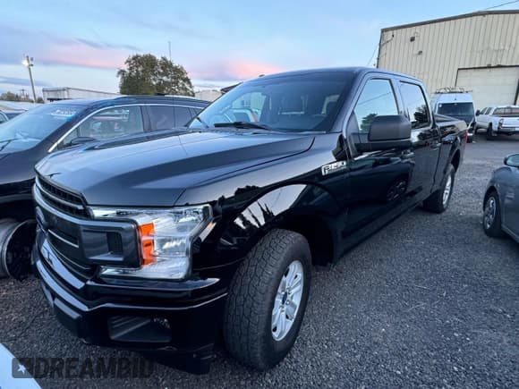 ✅ 2018 Ford F-150 XL • VIN: 1FTFW1E56JFA24045 • Lot: 70703275. Listed on Copart with 81,276 mi. Free auction sales archive from the USA and detailed vehicle history report at DreamBid. Image 2.