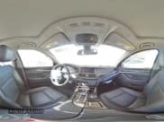 ✅ 2015 BMW 5 Series 535i xDrive • VIN: WBA5B3C52FD543566 • Лот: 90726915. Опубликован ранее на Copart с пробегом 95 922 миль. Бесплатный доступ к архиву аукционных продаж из США и подробный отчёт об истории автомобиля на DreamBid. Изображение 14.