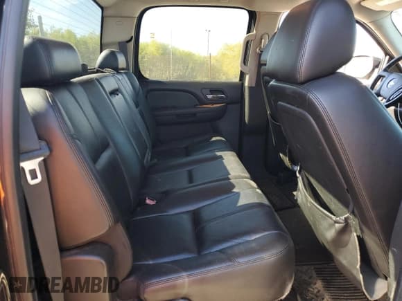 ✅ 2009 Chevrolet Silverado 1500 • VIN: 2GCEK333091139036 • Лот: 89904055. Опубликован ранее на Copart с пробегом 253 634 миль. Бесплатный доступ к архиву аукционных продаж из США и подробный отчёт об истории автомобиля на DreamBid. Изображение 10.