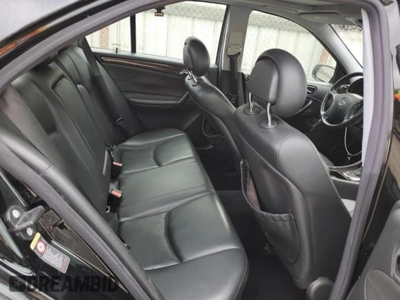 ✅ 2004 Mercedes-Benz C 240 • VIN: WDBRF61J54F551736 • Lot: 80518455. Wystawiony na Copart z przebiegiem 144 692 mil. Bezpłatny archiwum sprzedaży aukcyjnych z USA i szczegółowy raport historii pojazdu na DreamBid. Zdjęcie 10.