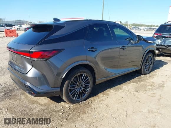 ✅ 2024 Lexus RX 500h F Sport Performance • VIN: 2T2BCMEA7RC017384 • Лот: 43458824. Опубликован ранее на IAAI с пробегом 18 103 миль. Бесплатный доступ к архиву аукционных продаж из США и подробный отчёт об истории автомобиля на DreamBid. Изображение 4.