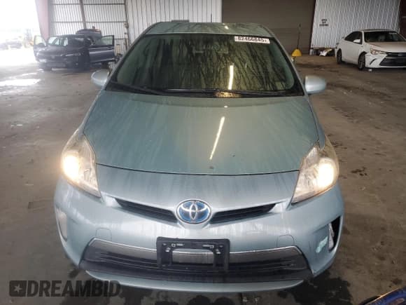 ✅ 2014 Toyota Prius • VIN: JTDKN3DP5E3051020 • Лот: 82466845. Опубликован ранее на Copart с пробегом 124 337 миль. Бесплатный доступ к архиву аукционных продаж из США и подробный отчёт об истории автомобиля на DreamBid. Изображение 5.