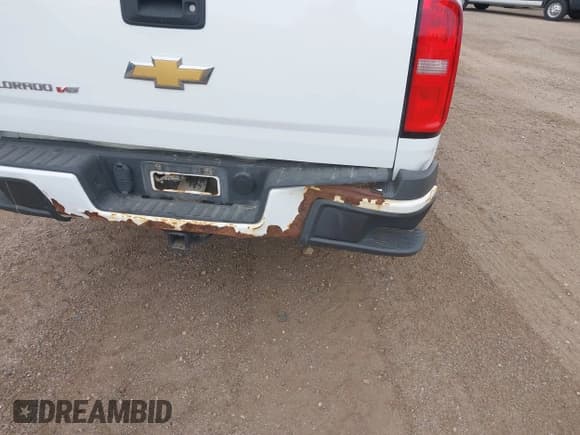 ✅ 2018 Chevrolet Colorado 4WD Work Truck • VIN: 1GCGTBEN2J1189252 • Лот: 42370251. Опубликован ранее на IAAI с пробегом 135 873 миль. Бесплатный доступ к архиву аукционных продаж из США и подробный отчёт об истории автомобиля на DreamBid. Изображение 6.