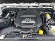 ✅ 2017 Jeep Wrangler Rubicon • VIN: 1C4BJWCGXHL572821 • Lot: 94134455. Listed on Copart with 39,293 mi. Free auction sales archive from the USA and detailed vehicle history report at DreamBid. Image 13.