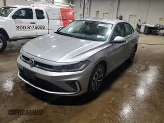 ✅ 2025 Volkswagen Jetta S • VIN: 3VW5X7BUXSM023339 • Lot: 90325375. Listed on Copart with 18,371 mi. Free auction sales archive from the USA and detailed vehicle history report at DreamBid. Image 1.