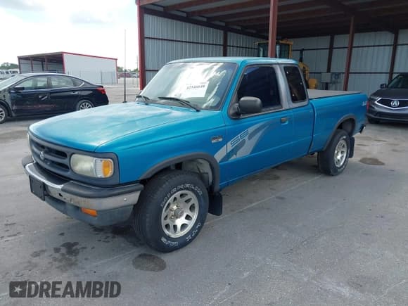 ✅ 1996 Mazda B-Series • VIN: 4F4CR17X4TTM13707 • Lot: 42546648. Listed on IAAI with 180,125 mi. Free auction sales archive from the USA and detailed vehicle history report at DreamBid. Image 2.