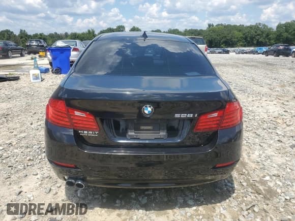 ✅ 2016 BMW 5 Series 528i • VIN: WBA5A5C5XGG348149 • Лот: 68308825. Опубликован ранее на Copart с пробегом 116 049 миль. Бесплатный доступ к архиву аукционных продаж из США и подробный отчёт об истории автомобиля на DreamBid. Изображение 6.