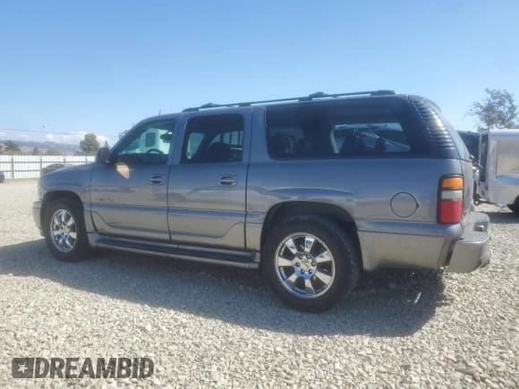 ✅ 2005 GMC Yukon XL • VIN: 1GKFK66U35J245592 • Lot: 80394595. Wystawiony na Copart z przebiegiem 201 864 mil. Bezpłatny archiwum sprzedaży aukcyjnych z USA i szczegółowy raport historii pojazdu na DreamBid. Zdjęcie 2.