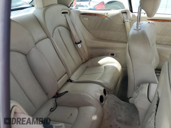 ✅ 2004 Mercedes-Benz CLK 320 • VIN: WDBTK65G84T029278 • Лот: 50312065. Опубликован ранее на Copart с пробегом 92 833 миль. Бесплатный доступ к архиву аукционных продаж из США и подробный отчёт об истории автомобиля на DreamBid. Изображение 10.