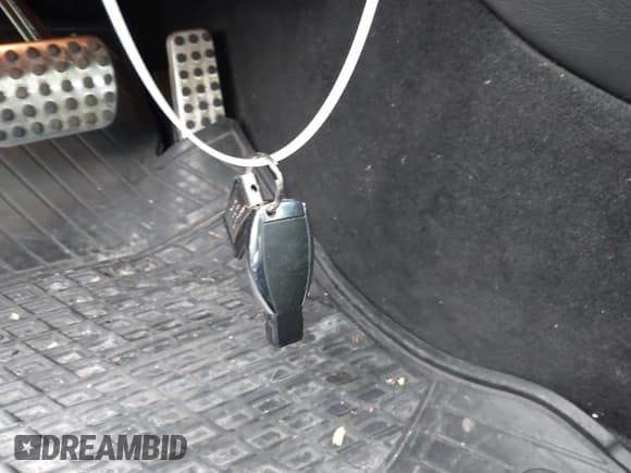 ✅ 2016 Mercedes-Benz C 300 • VIN: 55SWF4KB0GU139151 • Lot: 43635743. Wystawiony na IAAI z przebiegiem 33 416 mil. Bezpłatny archiwum sprzedaży aukcyjnych z USA i szczegółowy raport historii pojazdu na DreamBid. Zdjęcie 11.