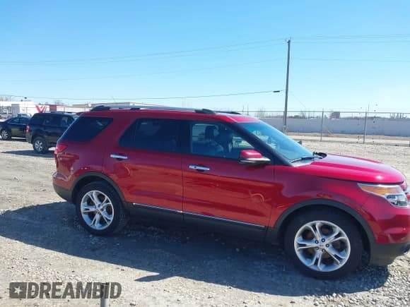 ✅ 2013 Ford Explorer Limited • VIN: 1FM5K7F97DGA20768 • Lot: 42034839. Wystawiony na IAAI z przebiegiem 217 133 mil. Bezpłatny archiwum sprzedaży aukcyjnych z USA i szczegółowy raport historii pojazdu na DreamBid. Zdjęcie 13.