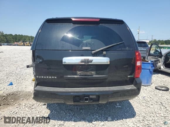 ✅ 2007 Chevrolet Suburban LT • VIN: 3GNFC16077G307421 • Lot: 80148135. Wystawiony na Copart z przebiegiem 289 749 mil. Bezpłatny archiwum sprzedaży aukcyjnych z USA i szczegółowy raport historii pojazdu na DreamBid. Zdjęcie 6.