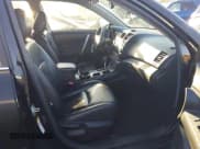 ✅ 2012 Toyota Highlander SE • VIN: 5TDZK3EH5CS074887 • Lot: 43429242. Listed on IAAI with 241,737 mi. Free auction sales archive from the USA and detailed vehicle history report at DreamBid. Image 5.