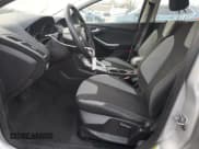 ✅ 2012 Ford Focus SE • VIN: 1FAHP3K23CL188553 • Lot: 93265285. Wystawiony na Copart z przebiegiem 63 010 mil. Bezpłatny archiwum sprzedaży aukcyjnych z USA i szczegółowy raport historii pojazdu na DreamBid. Zdjęcie 7.