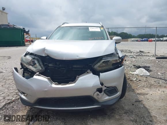 ✅ 2015 Nissan Rogue SV • VIN: KNMAT2MT1FP507629 • Lot: 43062914. Wystawiony na IAAI z przebiegiem 203 467 mil. Bezpłatny archiwum sprzedaży aukcyjnych z USA i szczegółowy raport historii pojazdu na DreamBid. Zdjęcie 12.