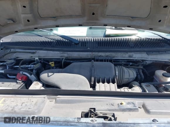 ✅ 2014 Ford Econoline Passenger XL • VIN: 1FBSS3BL8EDA89879 • Lot: 41755340. Wystawiony na IAAI z przebiegiem 37 066 mil. Bezpłatny archiwum sprzedaży aukcyjnych z USA i szczegółowy raport historii pojazdu na DreamBid. Zdjęcie 10.