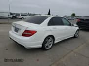 ✅ 2014 Mercedes-Benz C 250 Sport • VIN: WDDGF4HB1EA957805 • Lot: 53570455. Wystawiony na Copart z przebiegiem 35 894 mil. Bezpłatny archiwum sprzedaży aukcyjnych z USA i szczegółowy raport historii pojazdu na DreamBid. Zdjęcie 3.