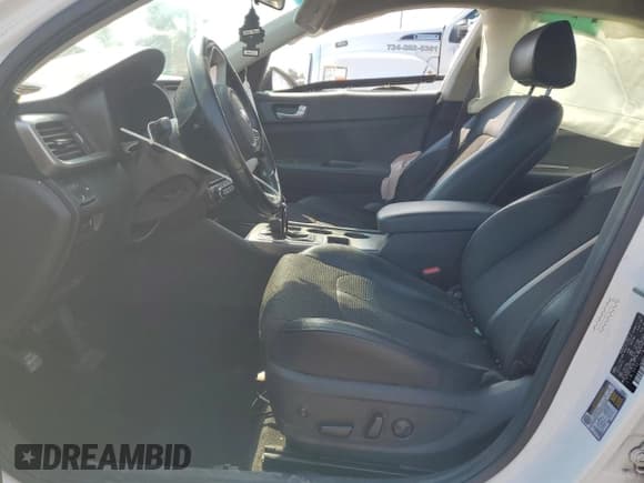 ✅ 2020 Kia Optima LX • VIN: 5XXGT4L38LG404508 • Lot: 71736715. Listed on Copart with 47,207 mi. Free auction sales archive from the USA and detailed vehicle history report at DreamBid. Image 7.