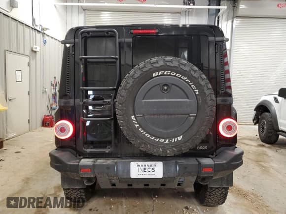 ✅ 2024 Ineos Grenadier • VIN: SC6GM1CA9RF019333 • Lot: 55976195. Wystawiony na Copart z przebiegiem 4 050 mil. Bezpłatny archiwum sprzedaży aukcyjnych z USA i szczegółowy raport historii pojazdu na DreamBid. Zdjęcie 6.