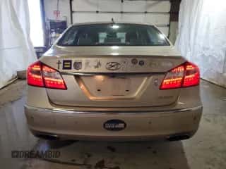 2012 Hyundai Genesis 3.8L z VIN KMHGC4DD4CU164600, wystawiony jako Copart lot #75595464 z przebiegiem 125 069 mil mil oraz Szkoda całkowita • Salvage title. Historia ofert i sprzedaży dostępna na DreamBid. Obrazek 6.