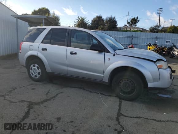 ✅ 2006 Saturn VUE • VIN: 5GZCZ33D66S800414 • Lot: 46308755. Wystawiony na Copart z przebiegiem 126 482 mil. Bezpłatny archiwum sprzedaży aukcyjnych z USA i szczegółowy raport historii pojazdu na DreamBid. Zdjęcie 4.