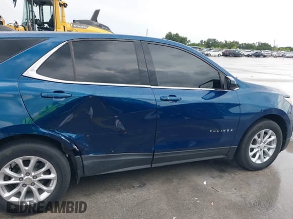 ✅ 2020 Chevrolet Equinox LT • VIN: 3GNAXKEV7LL282085 • Лот: 43050723. Опубликован ранее на IAAI с пробегом 88 562 миль. Бесплатный доступ к архиву аукционных продаж из США и подробный отчёт об истории автомобиля на DreamBid. Изображение 17.